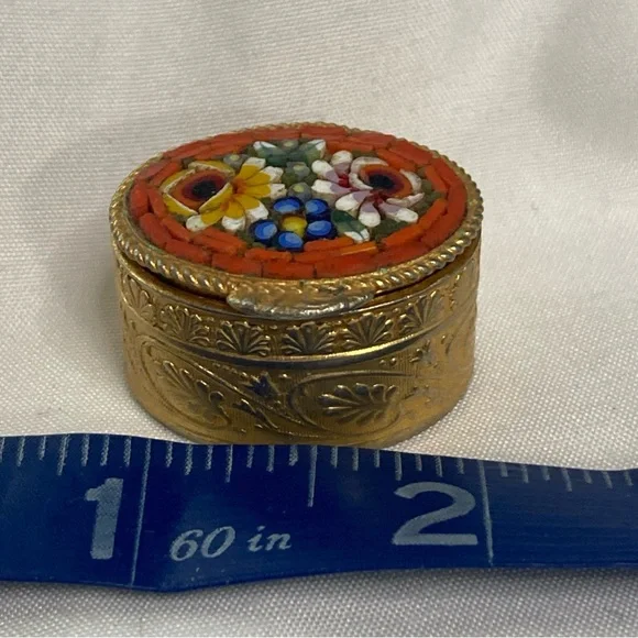 Vintage Italian, Micro Mosaic Pill/Trinket Box In A Floral Pattern - Picture 9 of 11